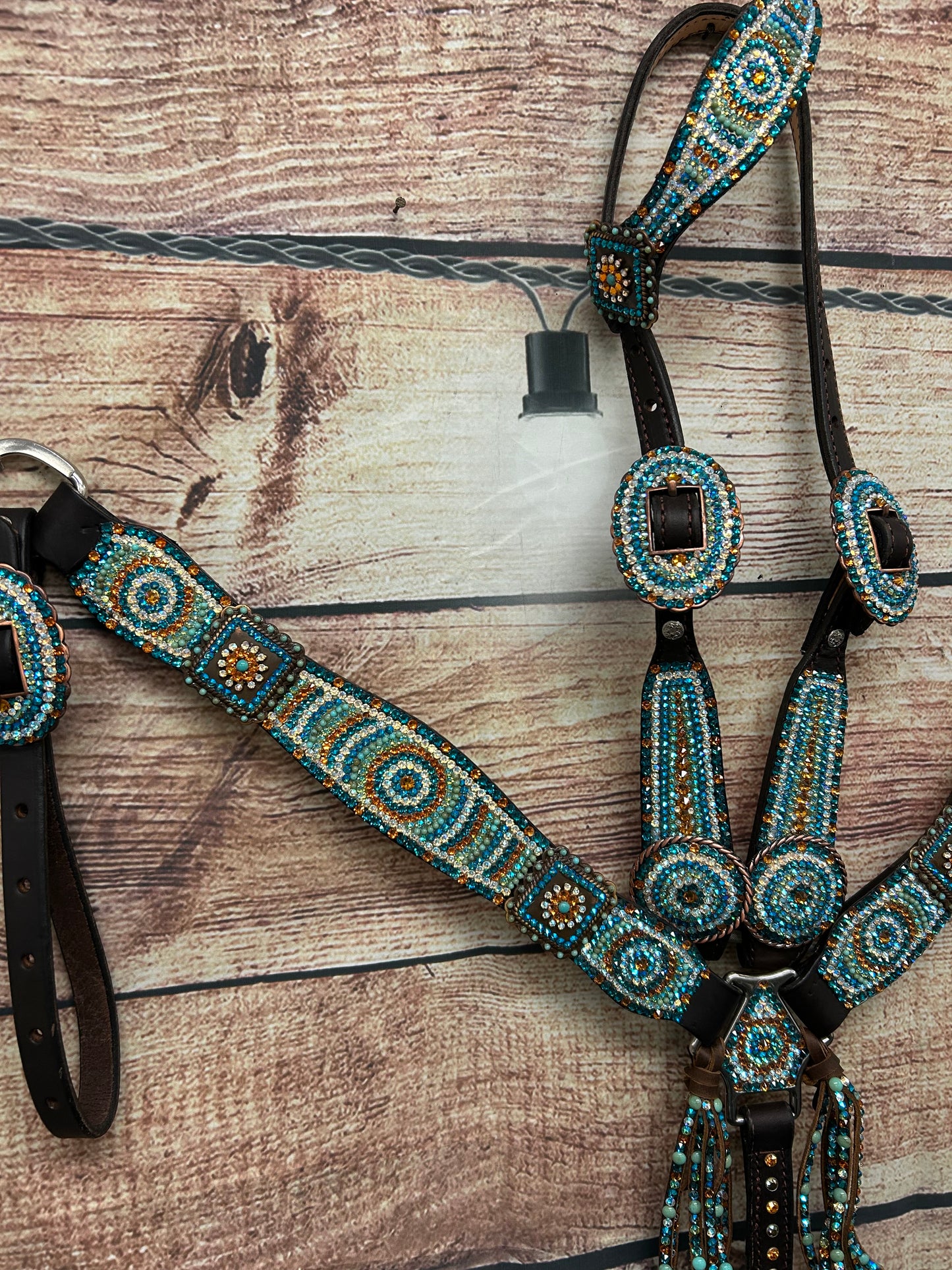 The Jade one ear Egg set with conchos